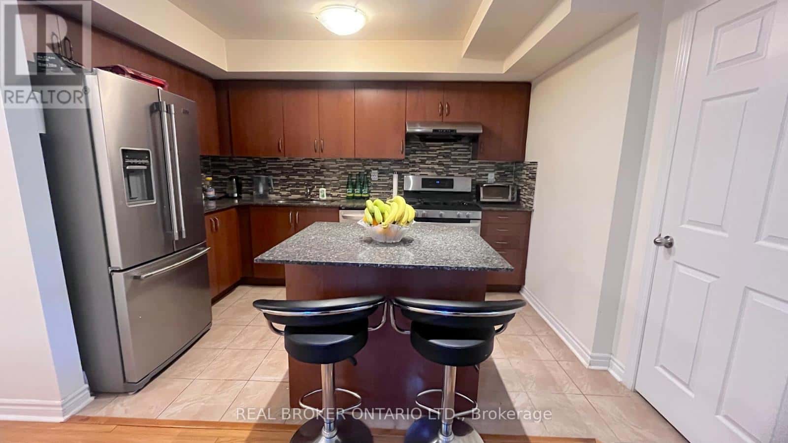 29 - 13 EATON PARK LANE — Toronto (L'Amoreaux), Ontario - Photo 5 of 30