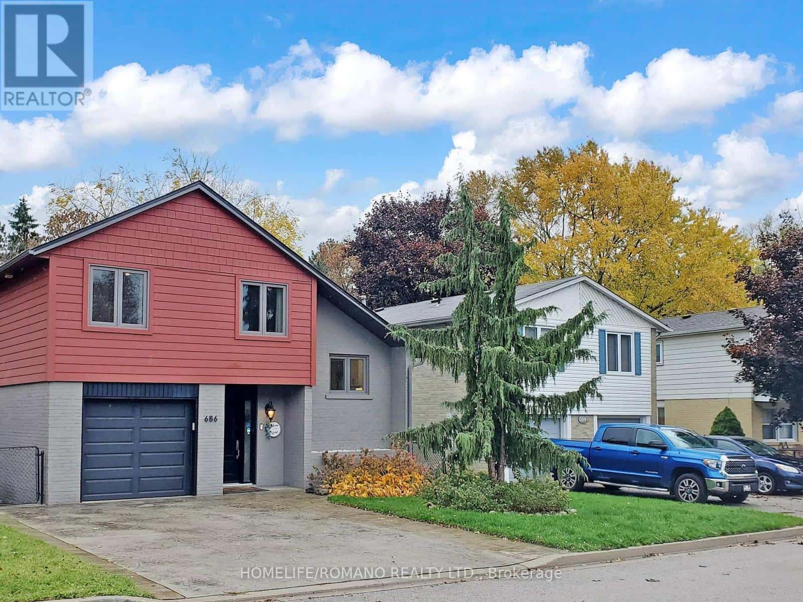 686 IRWIN CRESCENT — Newmarket (Huron Heights-Leslie Valley), Ontario - Photo 4 of 40