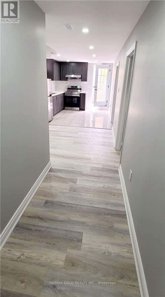 BSMT - 29 SUNNY GLEN CRESCENT — Brampton (Northwest Sandalwood Parkway), Ontario - Photo 4 of 7