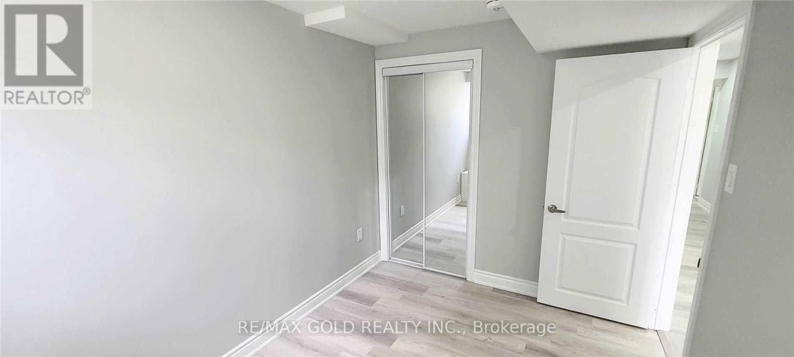 BSMT - 29 SUNNY GLEN CRESCENT — Brampton (Northwest Sandalwood Parkway), Ontario - Main photo