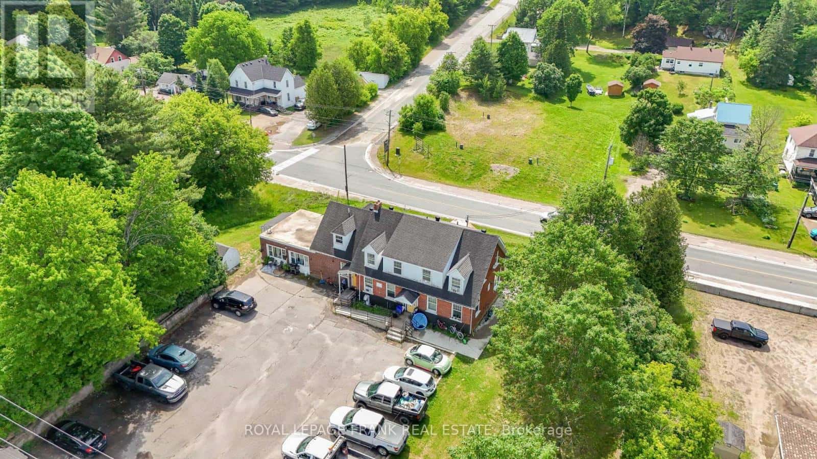 33 FLINT AVENUE — Bancroft (Bancroft Ward), Ontario - Photo 3 of 30