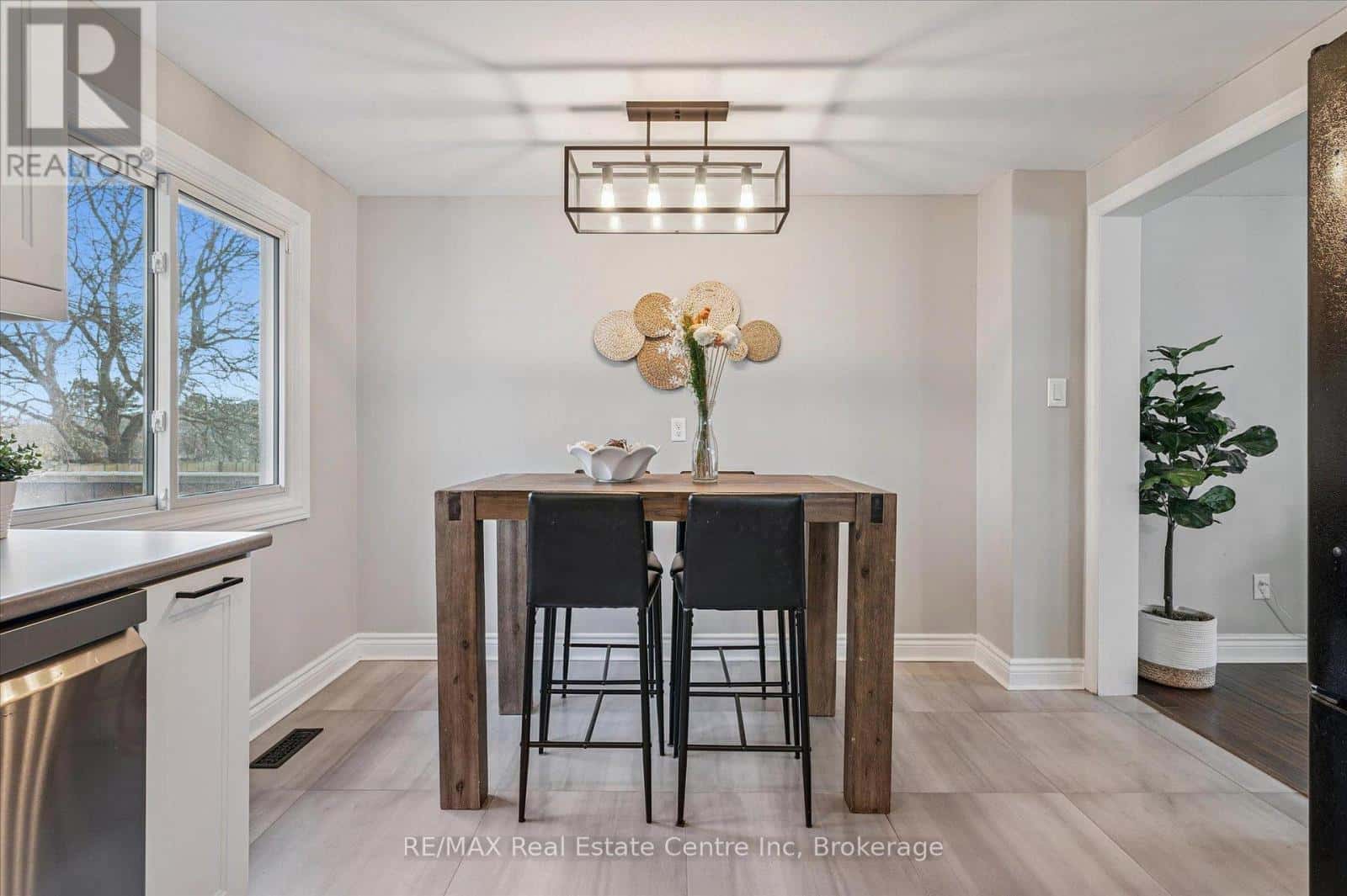 3 BRIARLEA ROAD — Guelph (Kortright West), Ontario - Photo 4 of 18