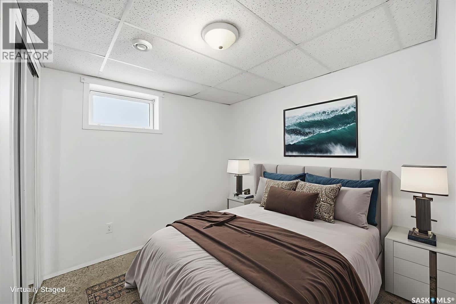 2126 William AVENUE — Saskatoon, Saskatchewan - Photo 2 of 50