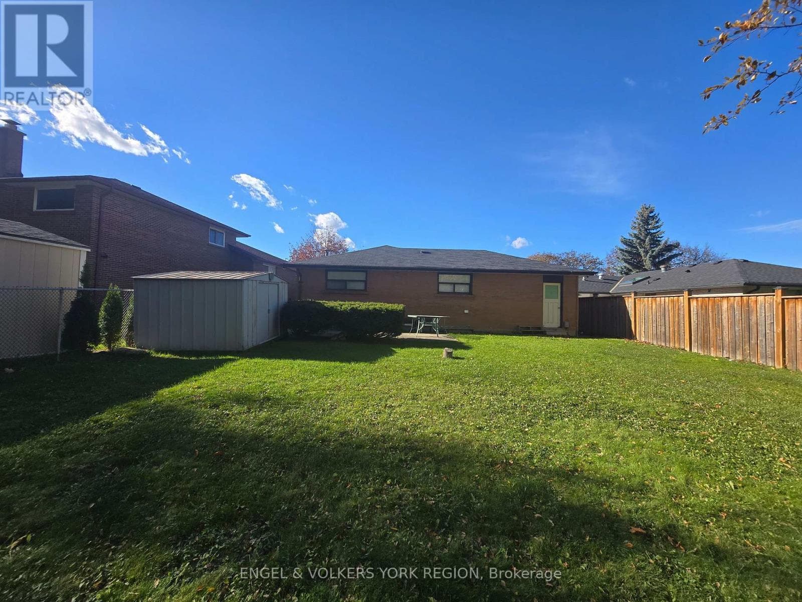 A - 18 ELROSE ROAD W — Brampton (Southgate), Ontario - Main photo