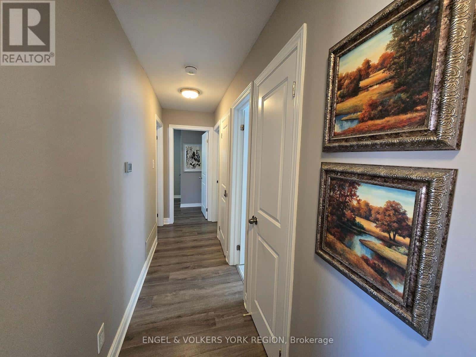 A - 18 ELROSE ROAD W — Brampton (Southgate), Ontario - Photo 3 of 14