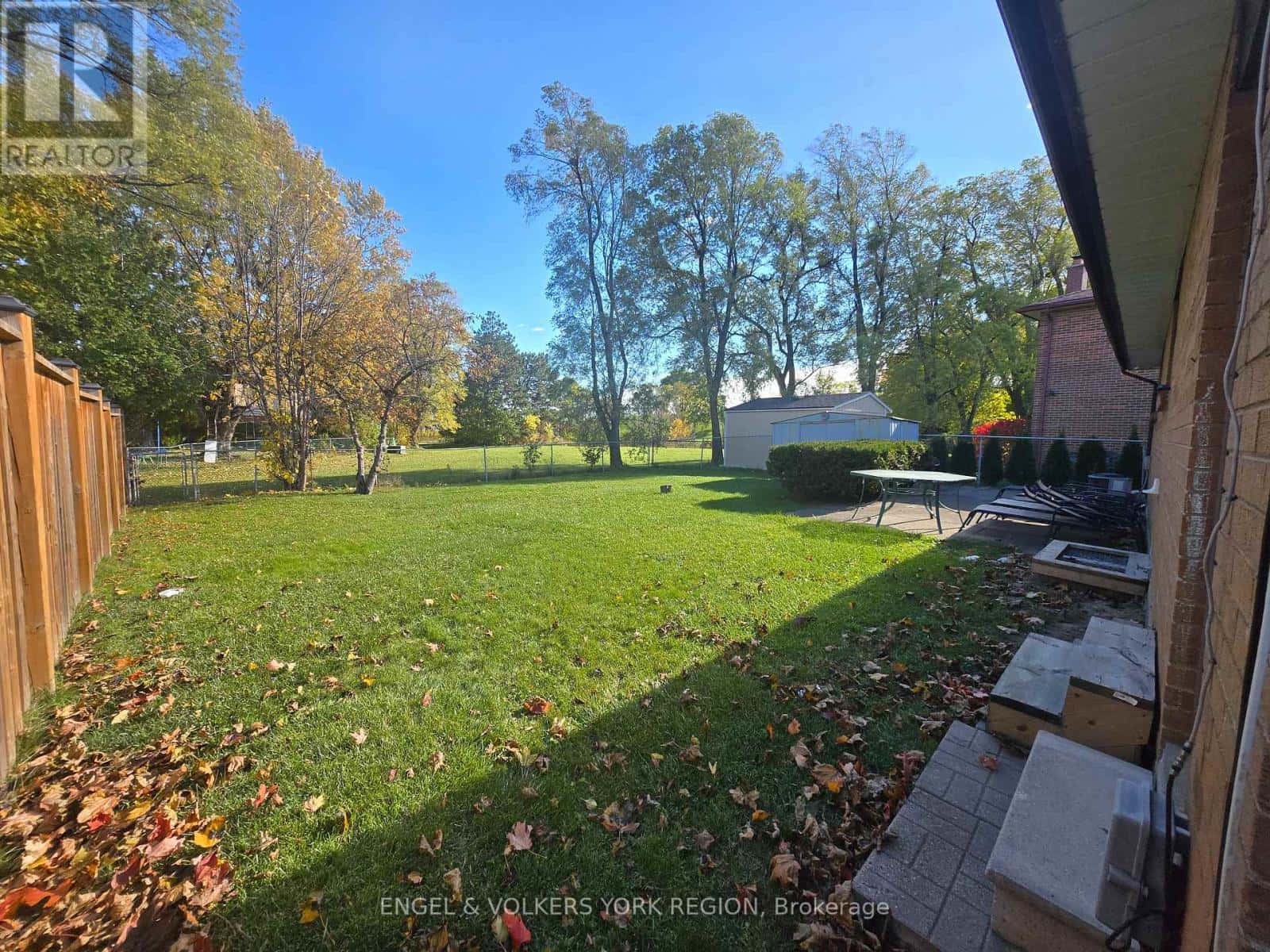 18 Southeast Elrose Road West B