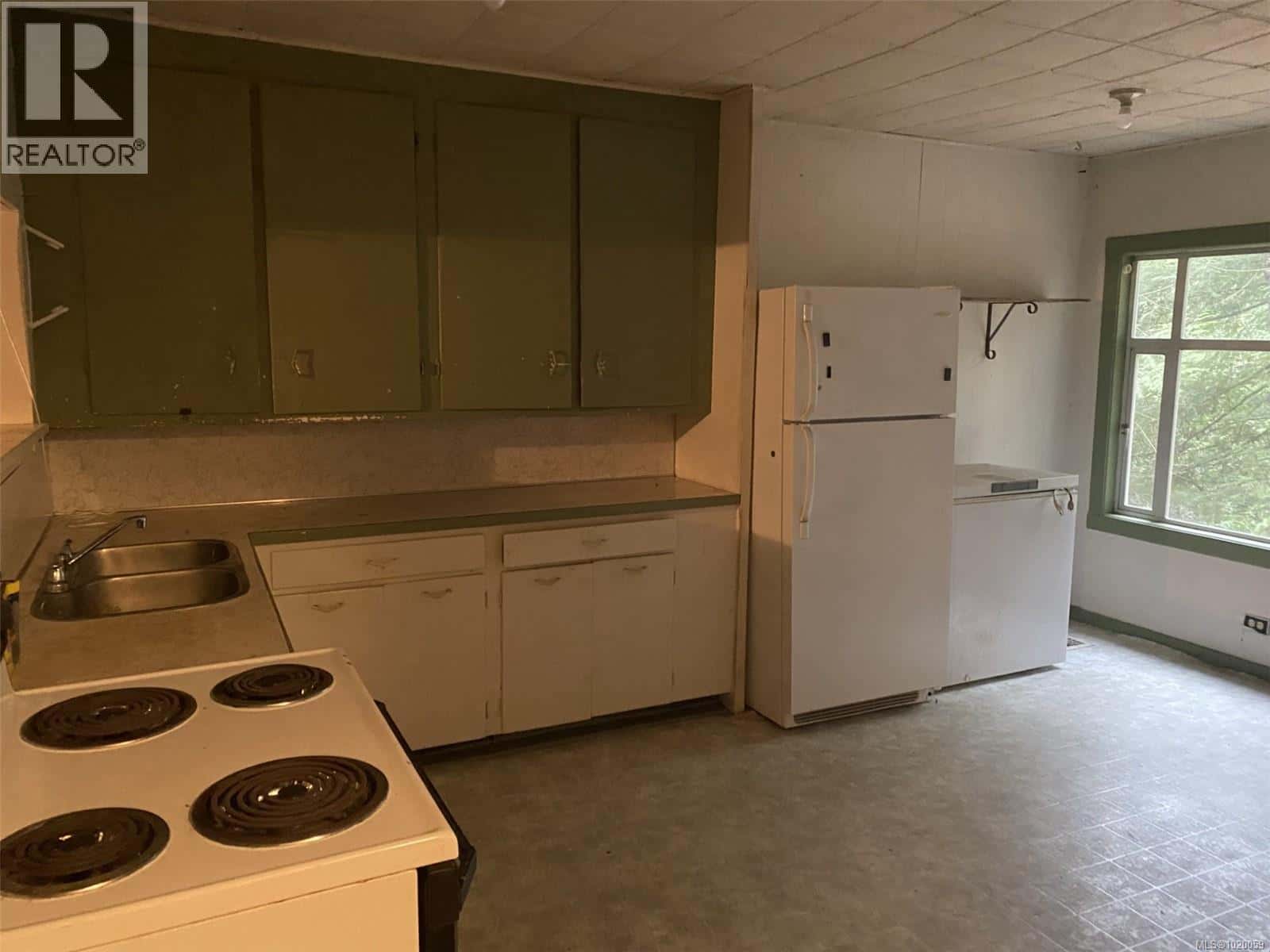 4970 Sooke Rd — Metchosin, British Columbia - Photo 3 of 38