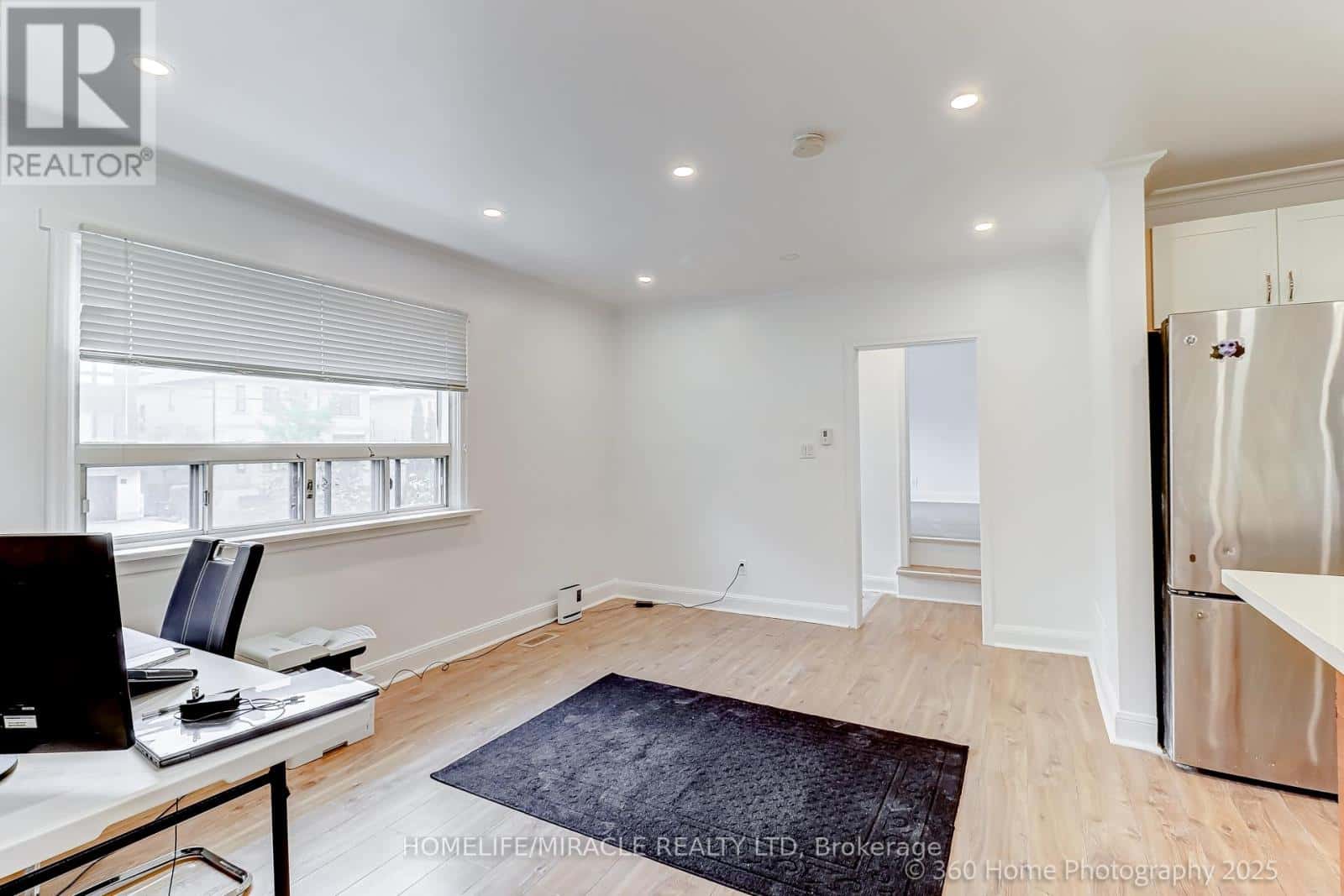 106 JOHNSTON AVENUE — Toronto (Lansing-Westgate), Ontario - Photo 3 of 26