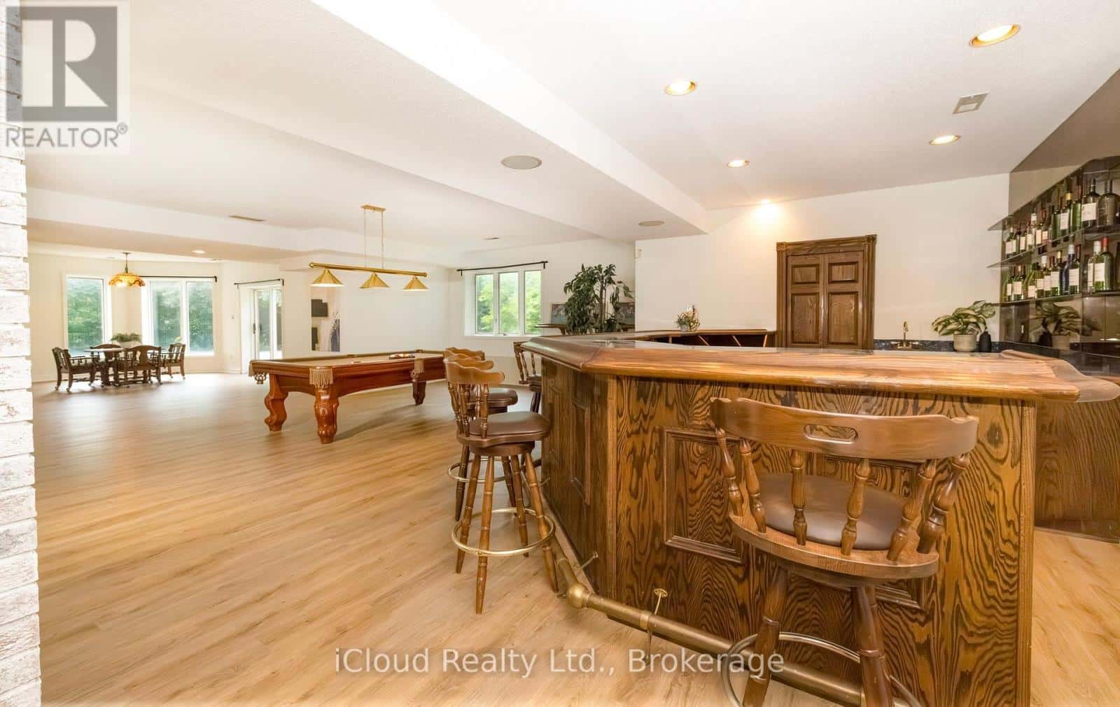 163 WHEELIHAN WAY — Milton (Campbellville), Ontario - Photo 2 of 40