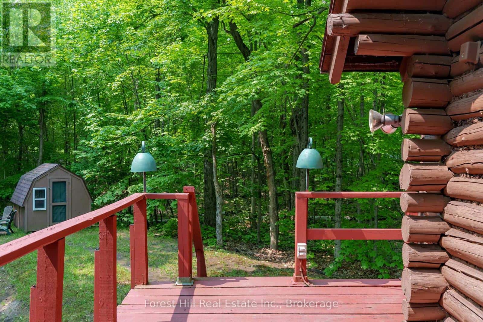 1067 WEST BLACK LAKE ROAD — Muskoka Lakes (Wood (Muskoka Lakes)), Ontario - Photo 3 of 39