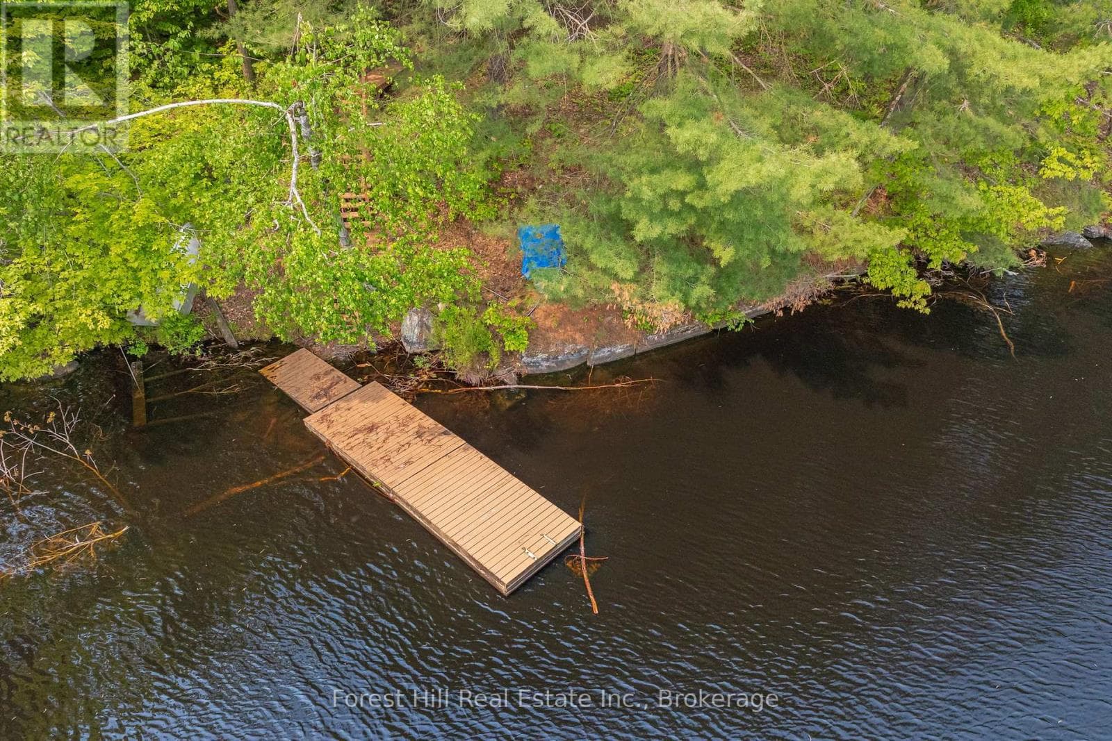 1067 WEST BLACK LAKE ROAD — Muskoka Lakes (Wood (Muskoka Lakes)), Ontario - Main photo