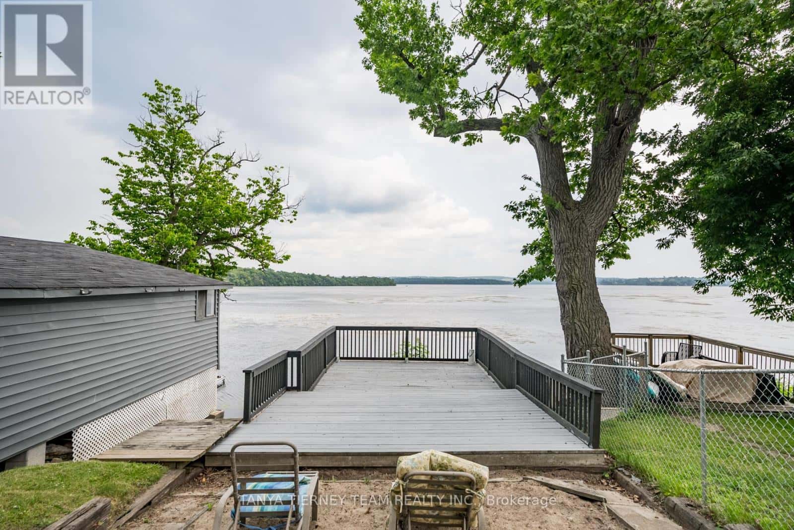 723 BOLIN ROAD — Otonabee-South Monaghan, Ontario - Photo 2 of 49