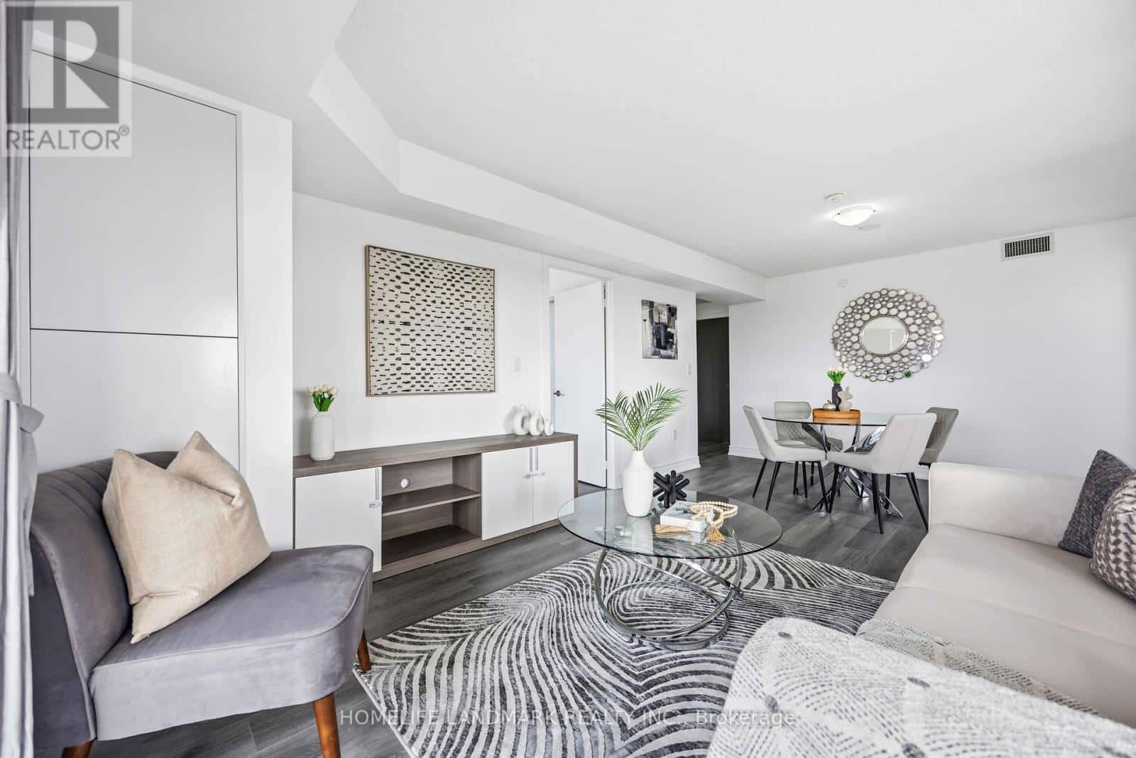 1346 Danforth Road 1105