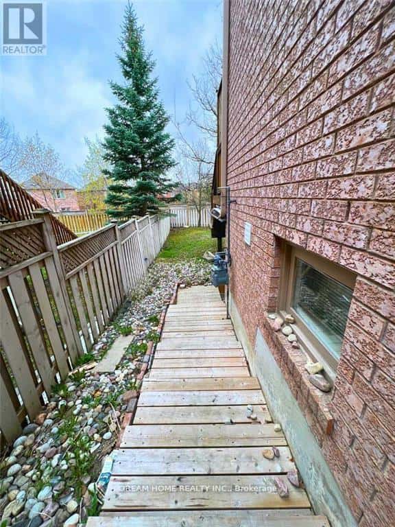 BSMT - 3 SALT CREEK AVENUE — Richmond Hill (Westbrook), Ontario - Photo 3 of 9