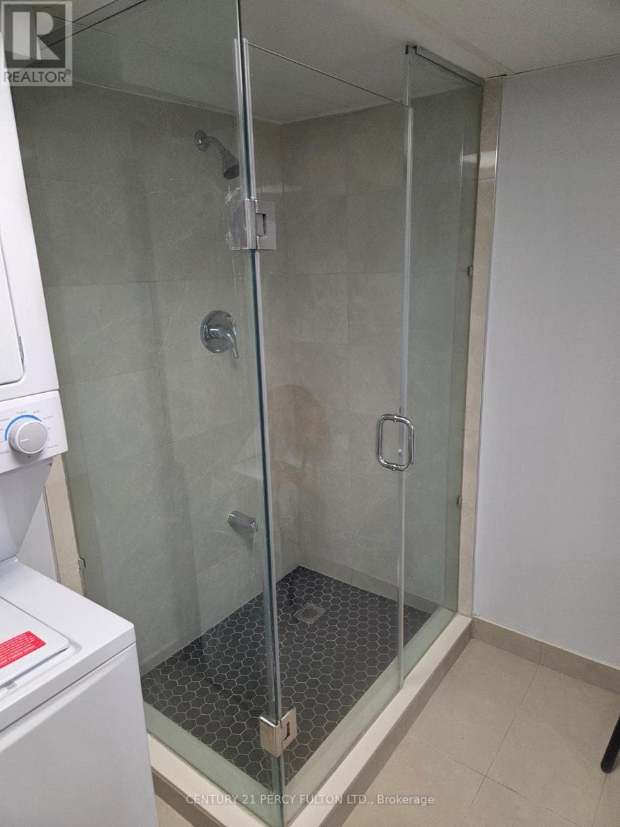 BSMT - 1607 SANDHURST CRESCENT — Pickering (Highbush), Ontario - Main photo