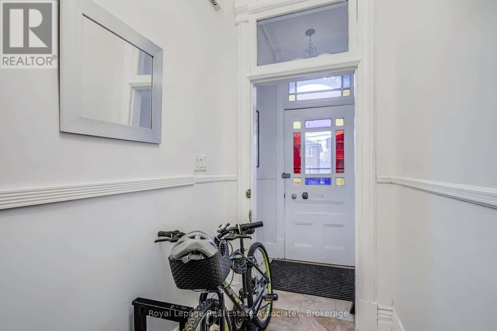 2 - 274 OSSINGTON AVENUE — Toronto (Trinity-Bellwoods), Ontario - Photo 5 of 23