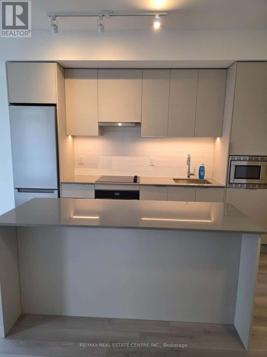 805 - 3079 TRAFALGAR ROAD N — Oakville (JM Joshua Meadows), Ontario - Photo 5 of 5