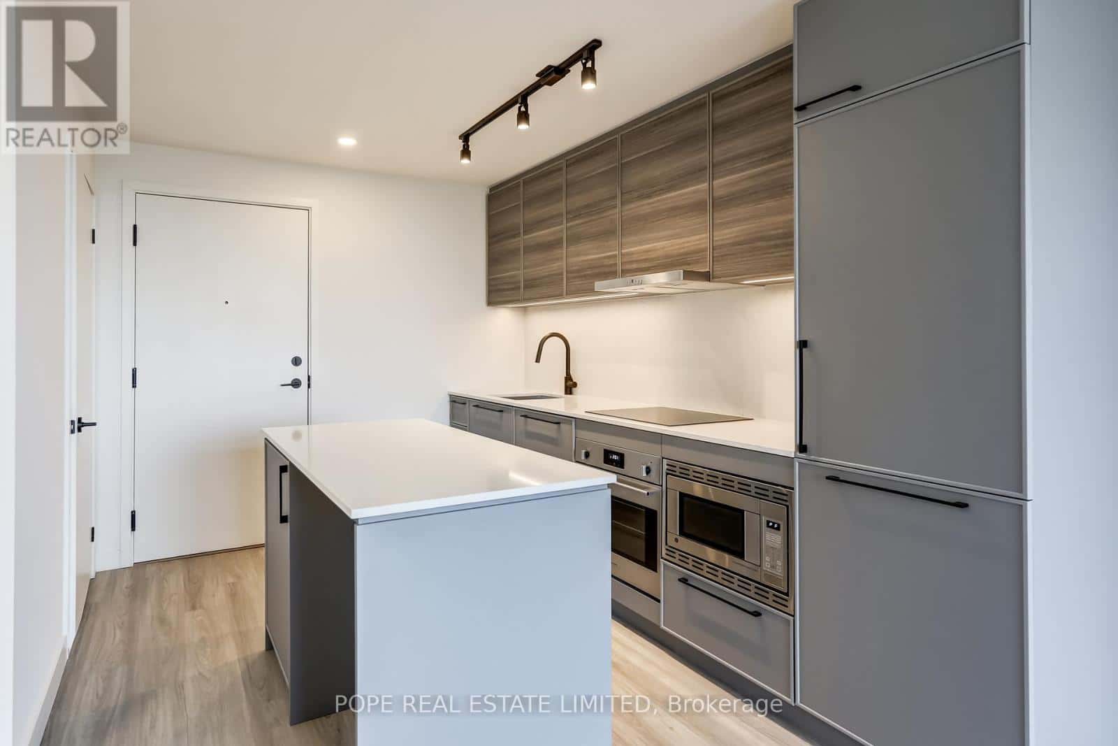 1211 - 1050 EASTERN AVENUE — Toronto (Greenwood-Coxwell), Ontario - Photo 4 of 26