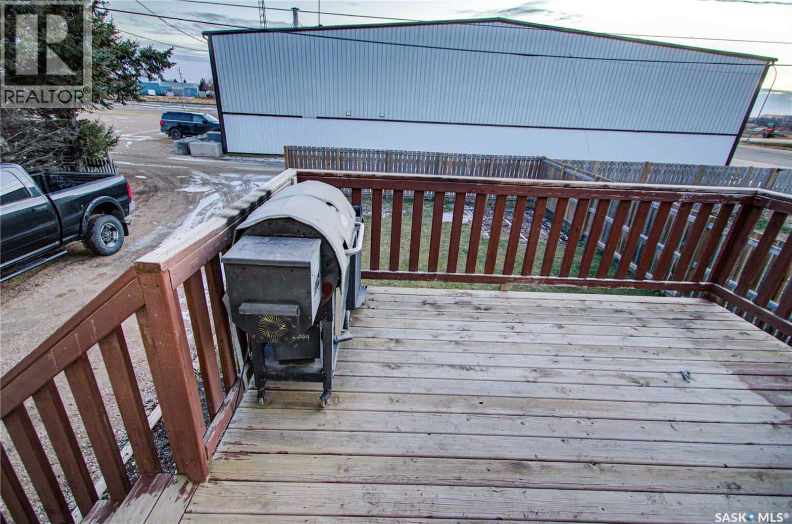 315 Burrows AVENUE W — Melfort, Saskatchewan - Photo 5 of 33