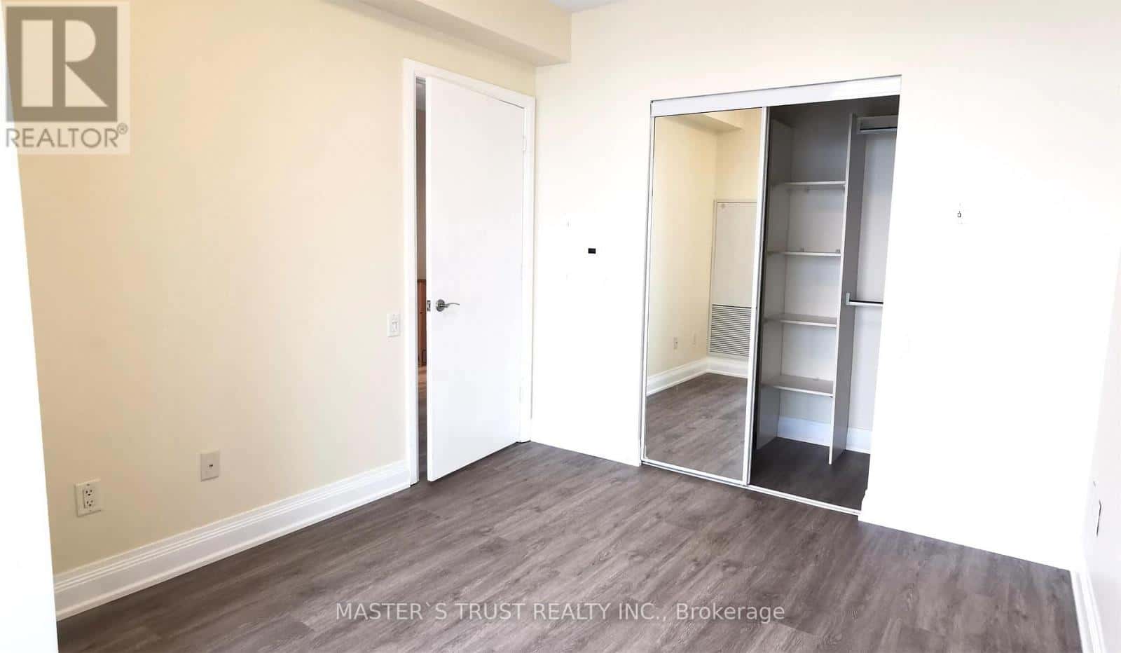 4312 - 2191 YONGE STREET — Toronto (Mount Pleasant East), Ontario - Photo 4 of 29