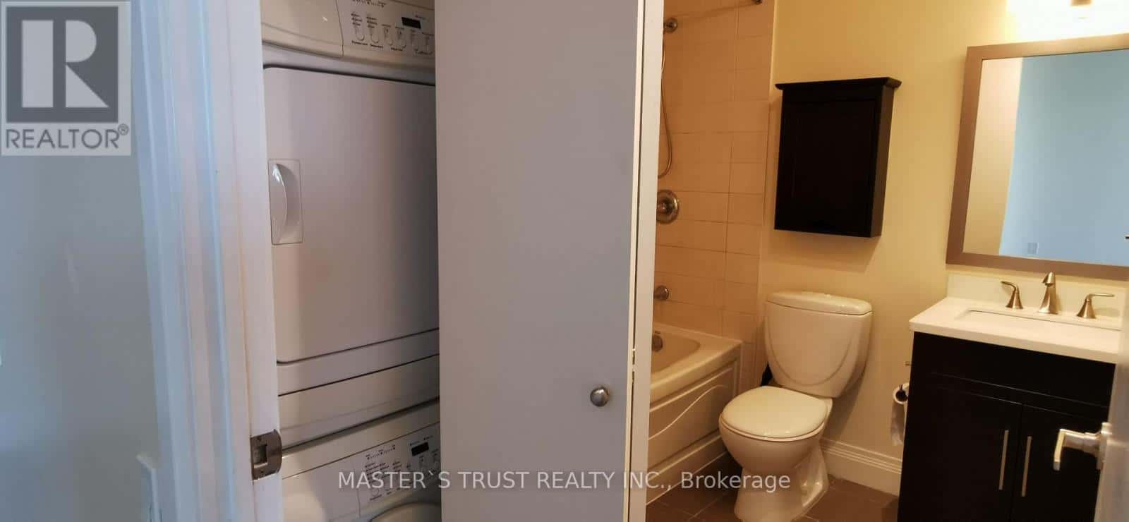 4312 - 2191 YONGE STREET — Toronto (Mount Pleasant East), Ontario - Photo 5 of 29