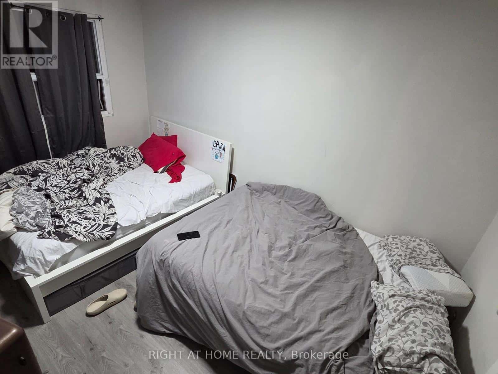 LEVEL 2 - 1561 EGLINTON AVENUE WEST AVENUE — Toronto (Oakwood Village), Ontario - Photo 3 of 11