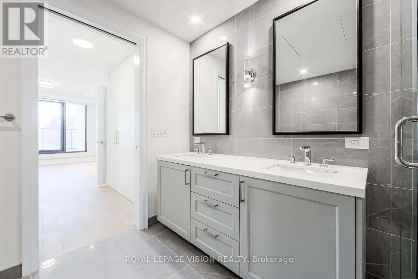 513 - 280 HOWLAND AVENUE — Toronto (Casa Loma), Ontario - Photo 4 of 47