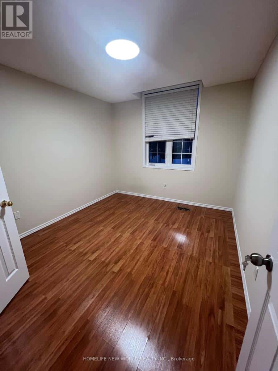 131 FERNCLIFFE CRESCENT — Markham (Cedarwood), Ontario - Photo 4 of 37