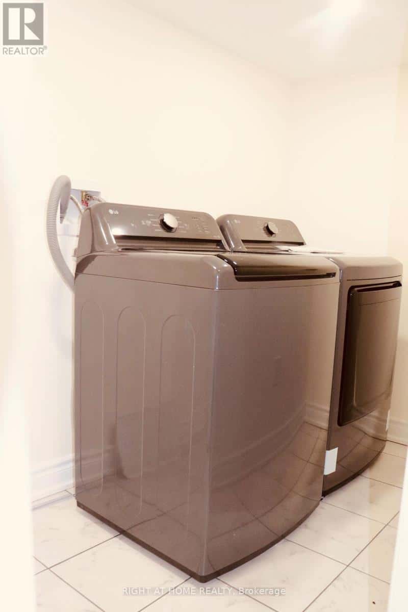 BASEMENT - 335 SILK TWIST DRIVE — East Gwillimbury (Holland Landing), Ontario - Photo 3 of 20