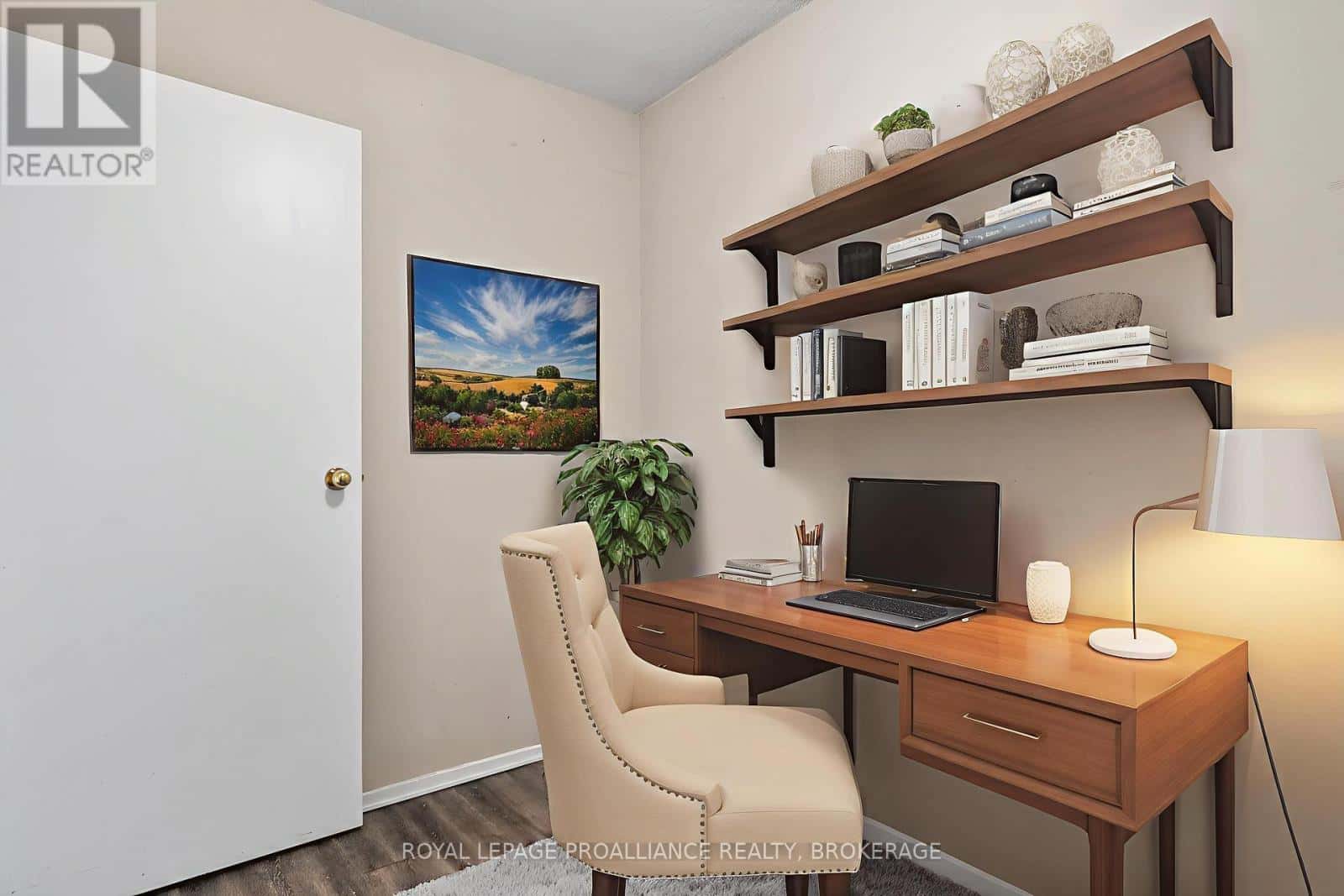 301 - 580 ARMSTRONG ROAD — Kingston (East Gardiners Rd), Ontario - Photo 4 of 50