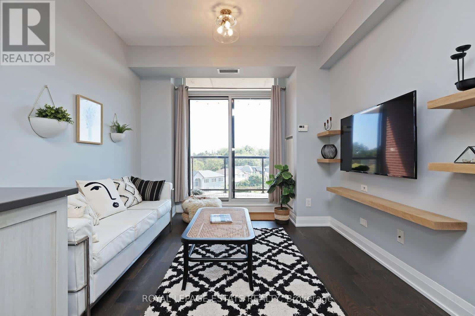 3655 Kingston Road 601