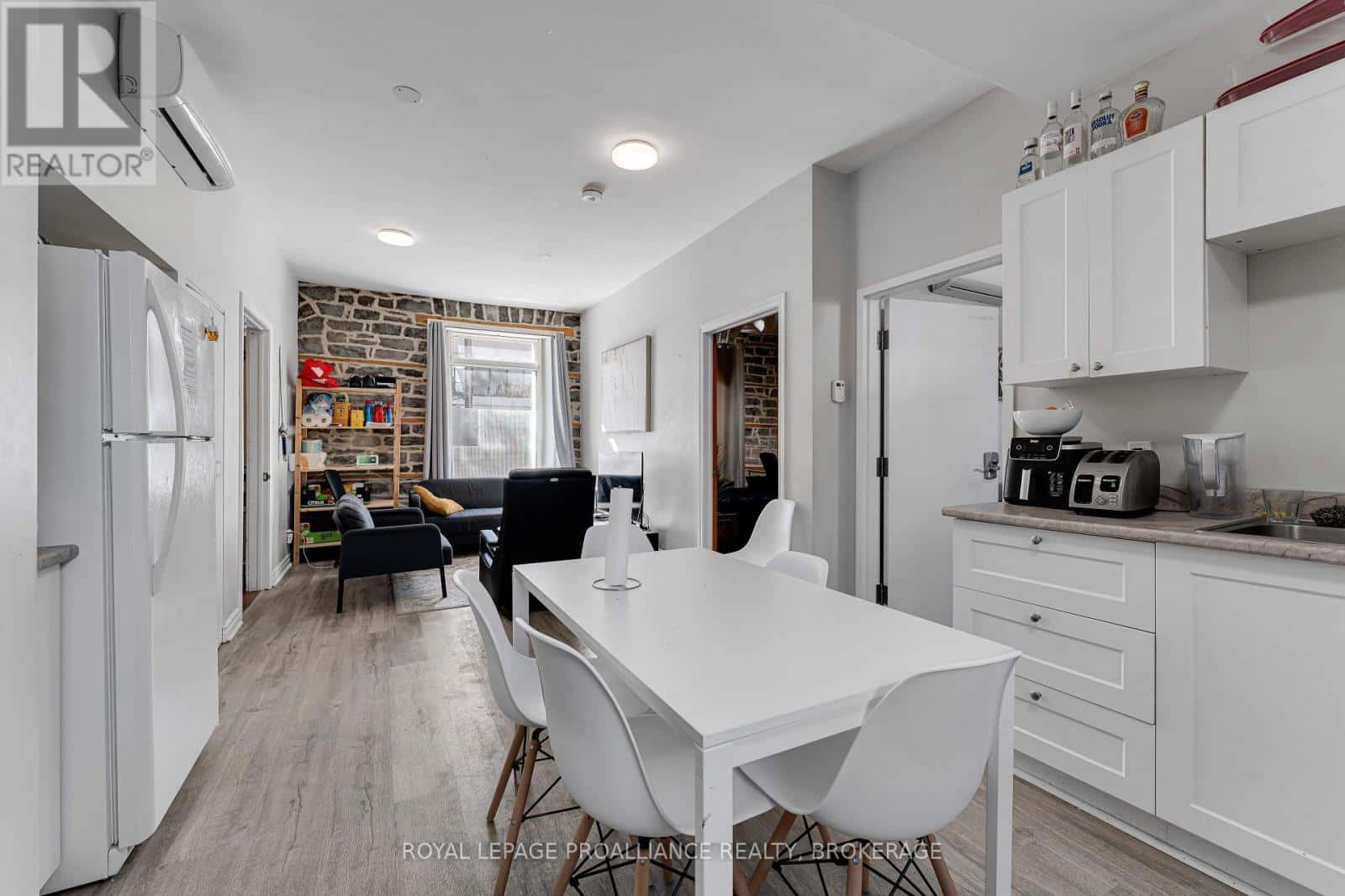 153-155 BROCK STREET — Kingston (Central City East), Ontario - Photo 3 of 50