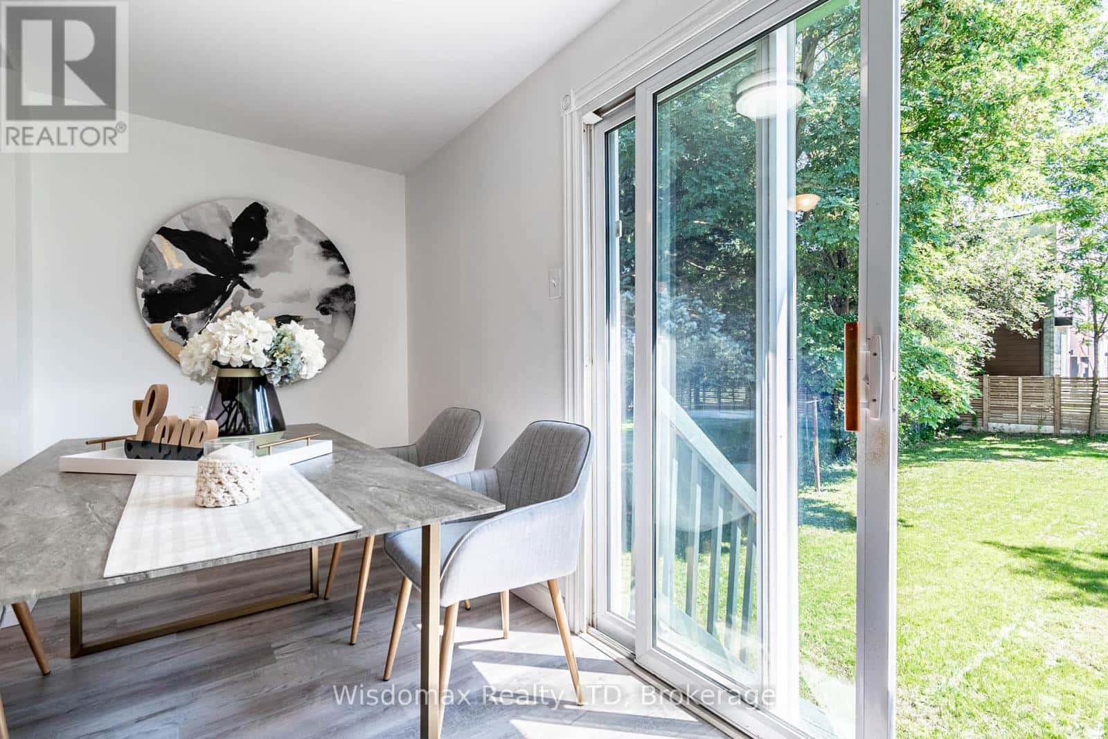 5790 ROBINSON STREET — Niagara Falls (Dorchester), Ontario - Photo 4 of 30