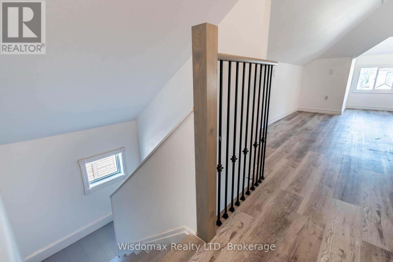 5790 ROBINSON STREET — Niagara Falls (Dorchester), Ontario - Photo 3 of 30