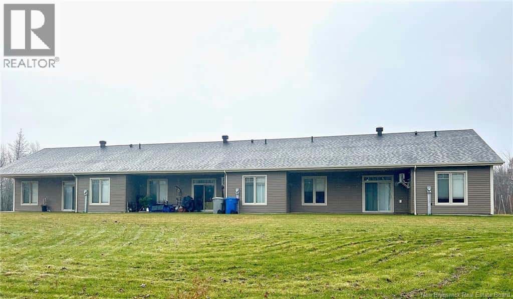 35-45 Rue de la Mer — Neguac, New Brunswick - Photo 2 of 12