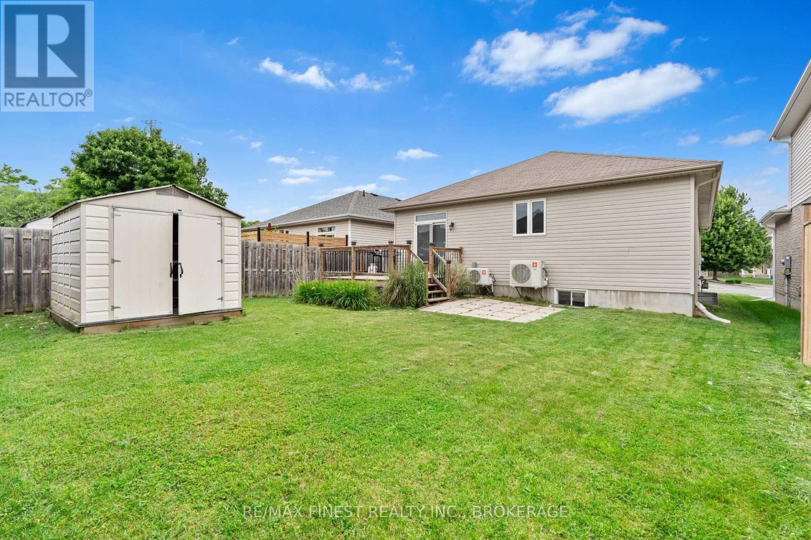 1 - 995 SWANFIELD STREET — Kingston (East Gardiners Rd), Ontario - Main photo