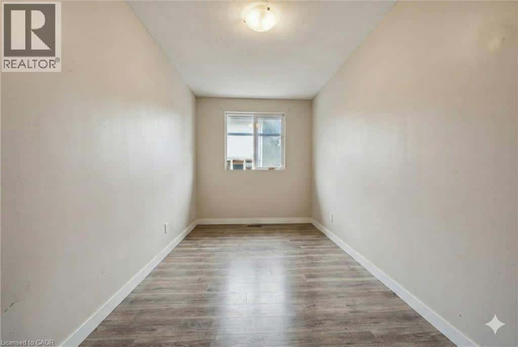 601 BARBER Avenue N Unit# 204 — Listowel, Ontario - Photo 3 of 13