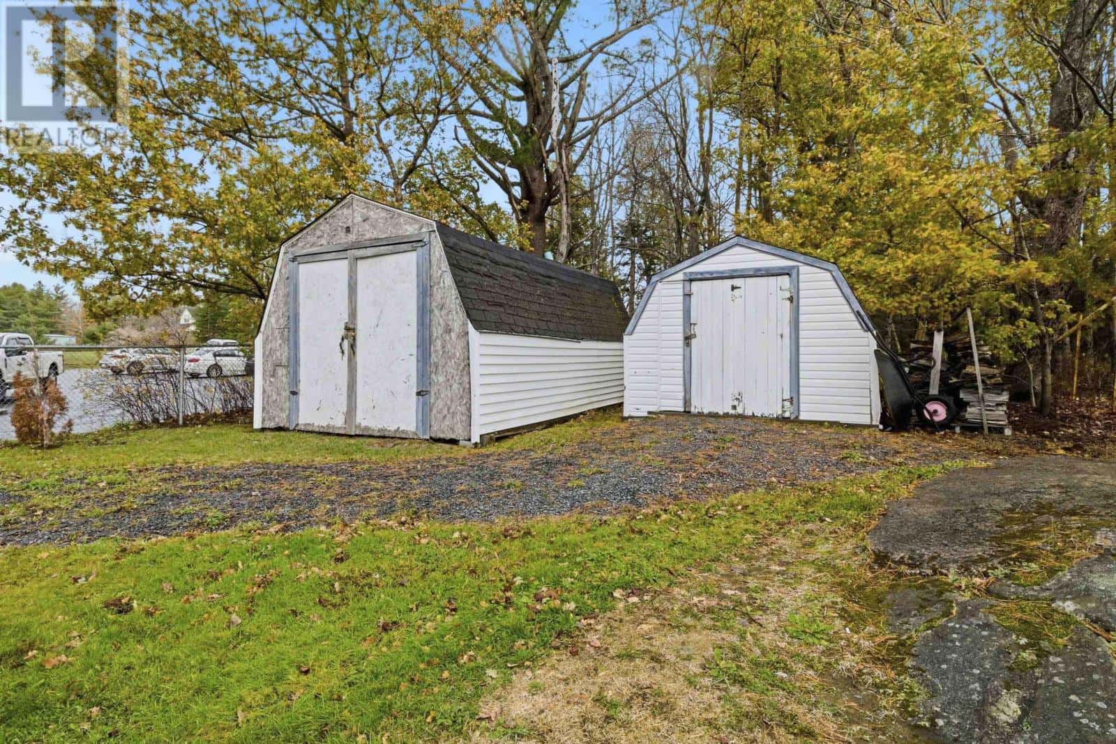 643 Highway 1 — Mount Uniacke, Nova Scotia - Photo 4 of 47