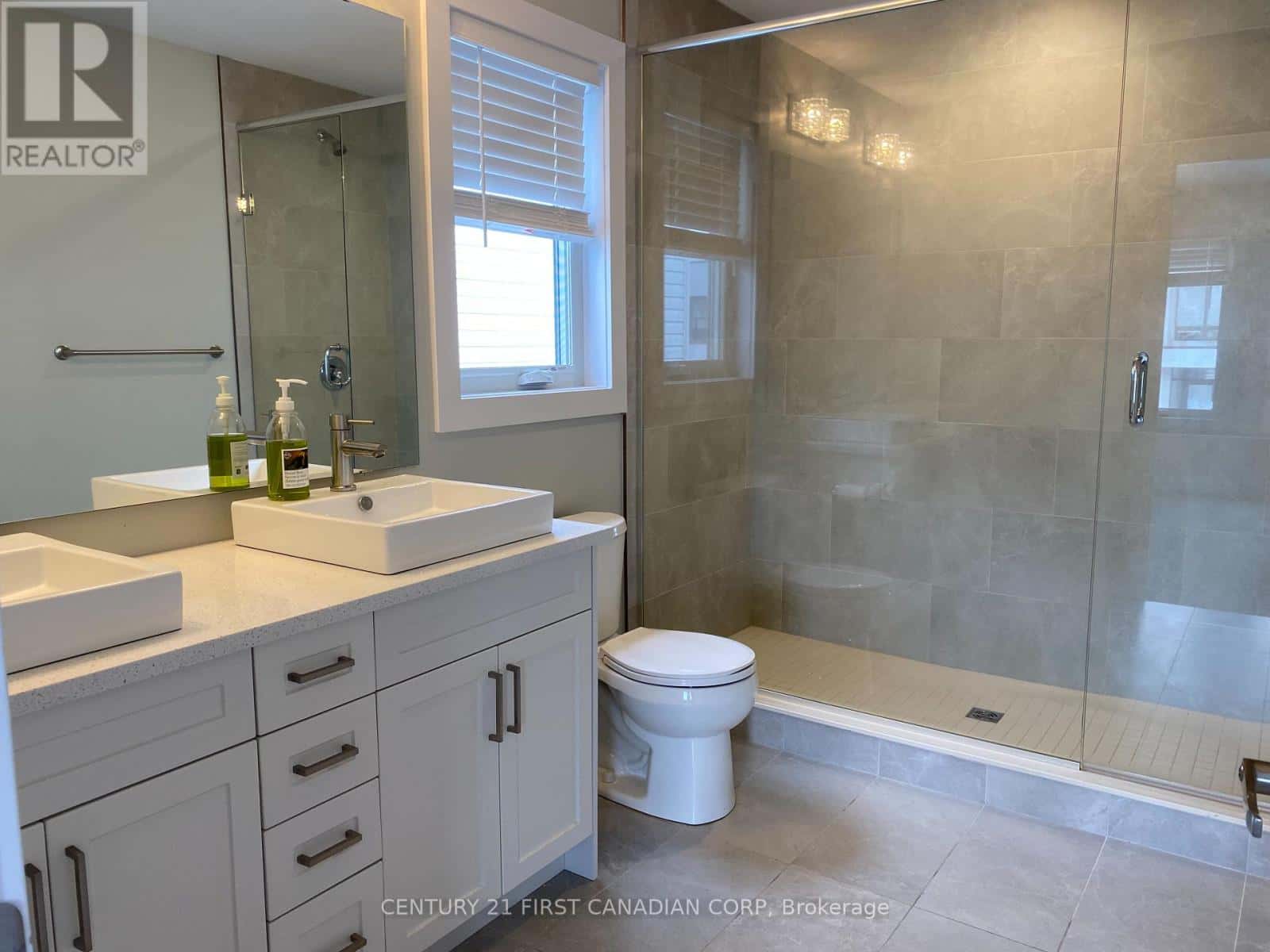 11 - 1820 CANVAS WAY — London North (North B), Ontario - Photo 5 of 14