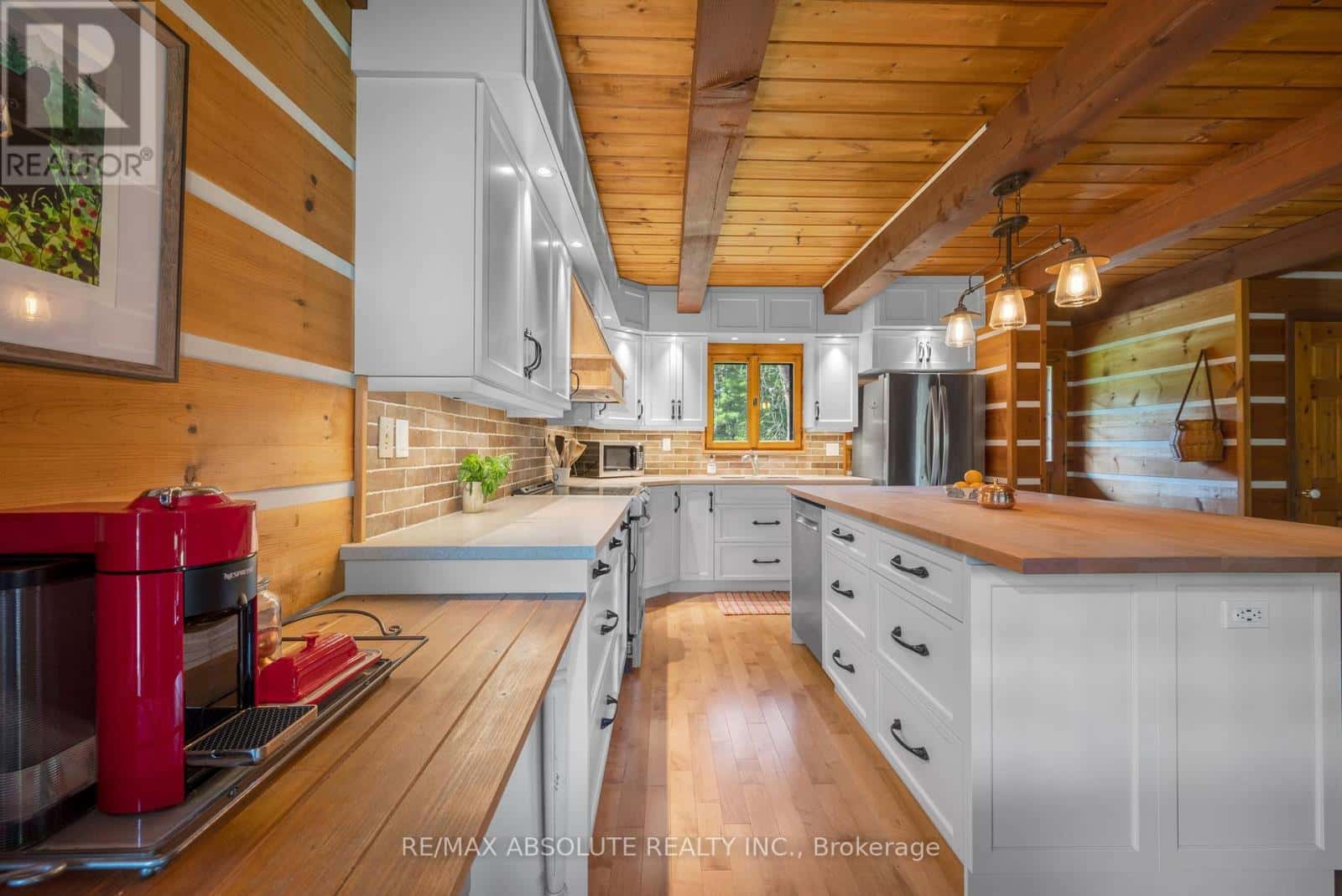 188 BURNS DRIVE — McNab/Braeside, Ontario - Photo 4 of 50