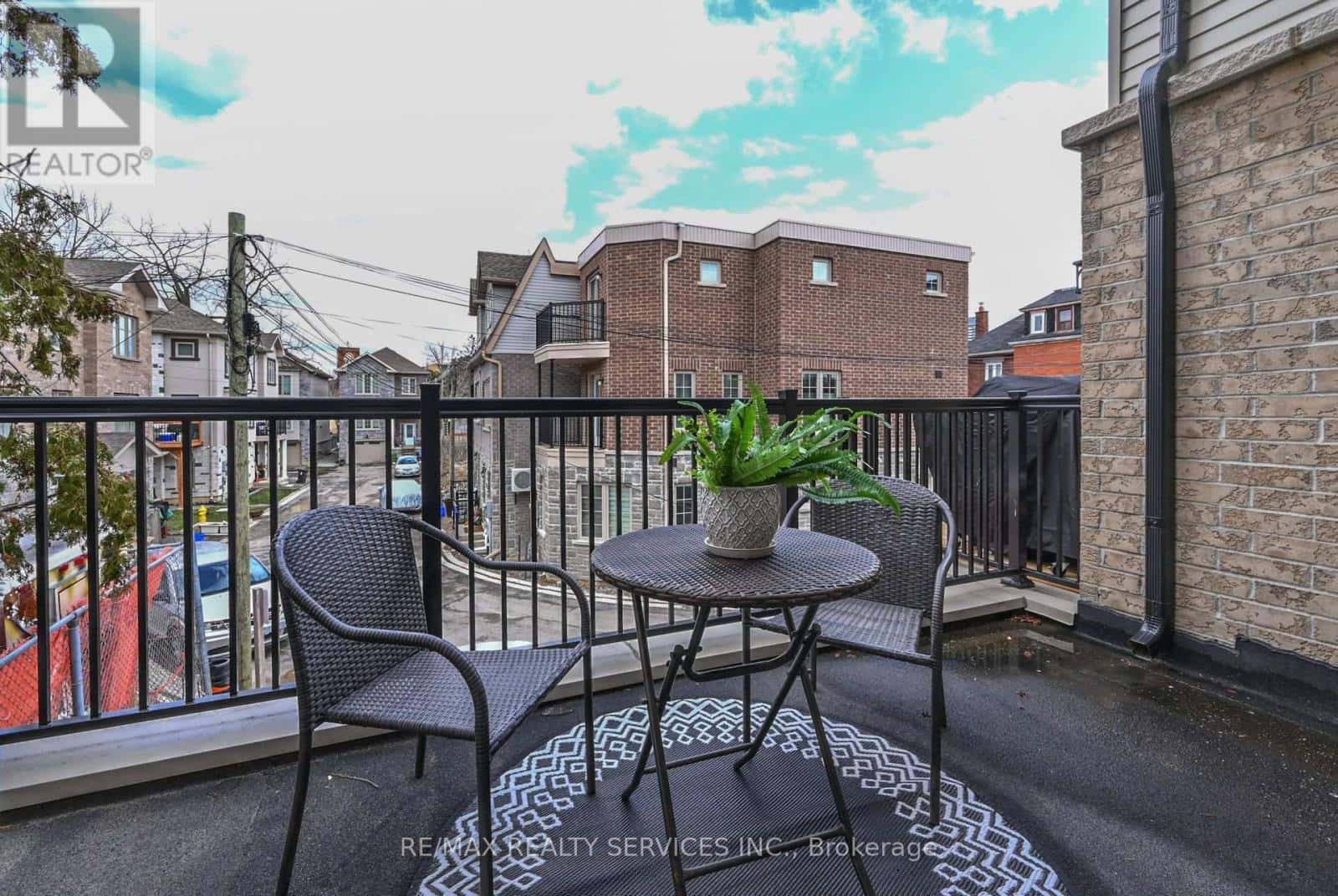 7 - 2179C WESTON ROAD — Toronto (Weston), Ontario - Photo 3 of 5