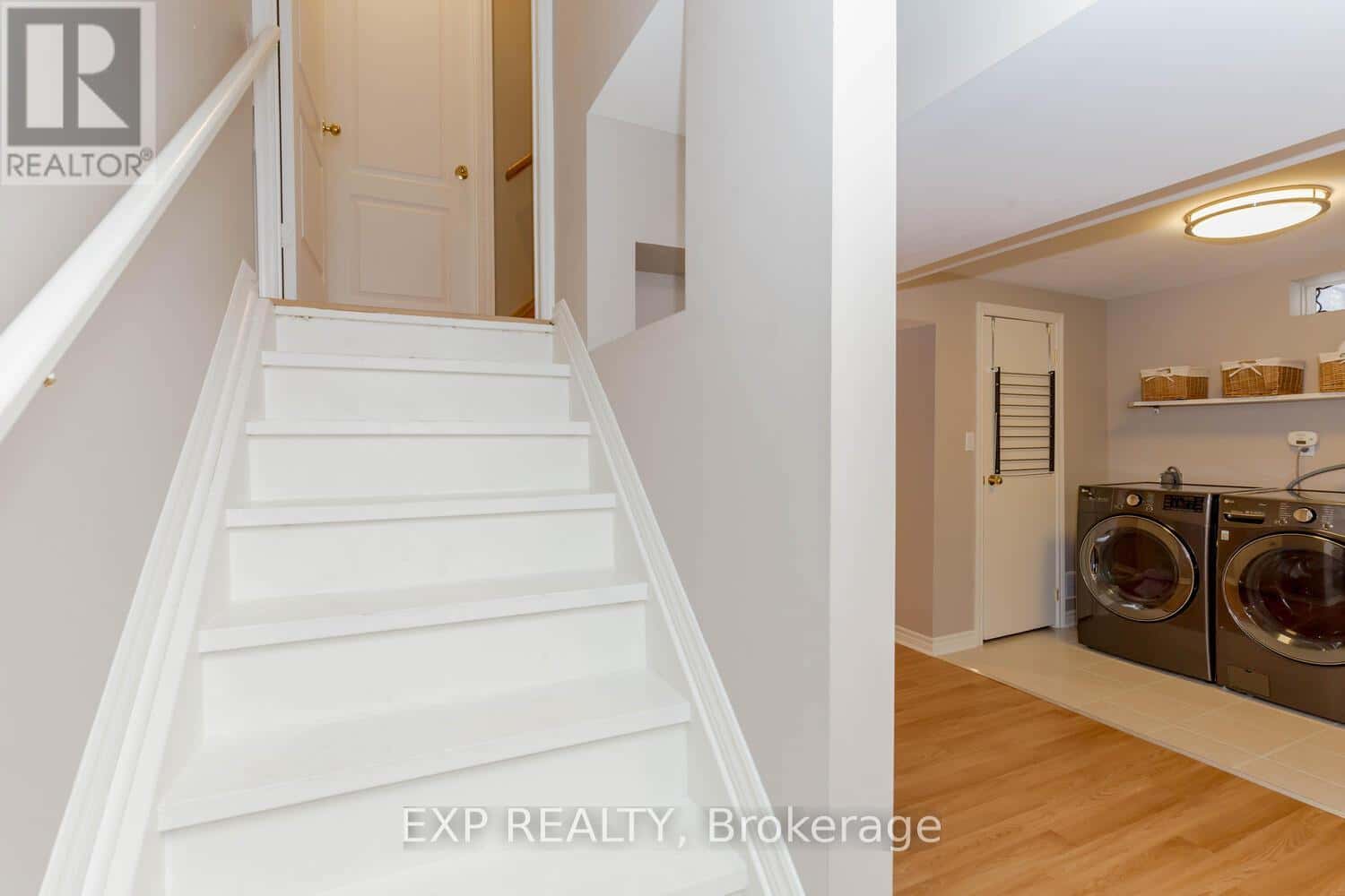 6941 HAINES ARTIST WAY — Mississauga (Meadowvale Village), Ontario - Photo 5 of 40