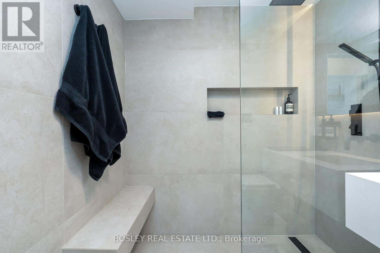 306 - 183 DOVERCOURT ROAD — Toronto (Trinity-Bellwoods), Ontario - Photo 3 of 41