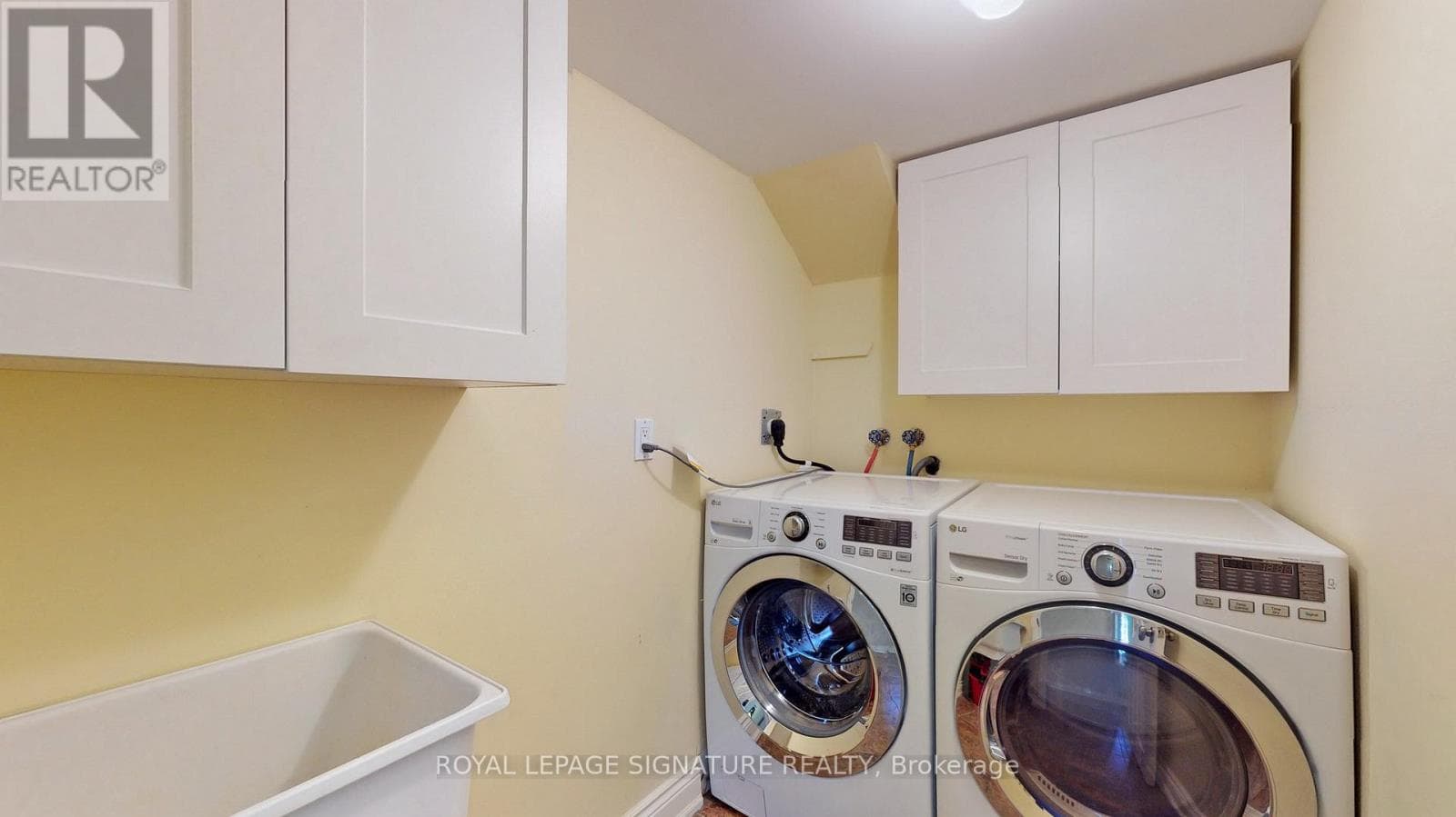 LOWER - 30 KNOLE HAVEN DRIVE — Aurora (Aurora Highlands), Ontario - Main photo