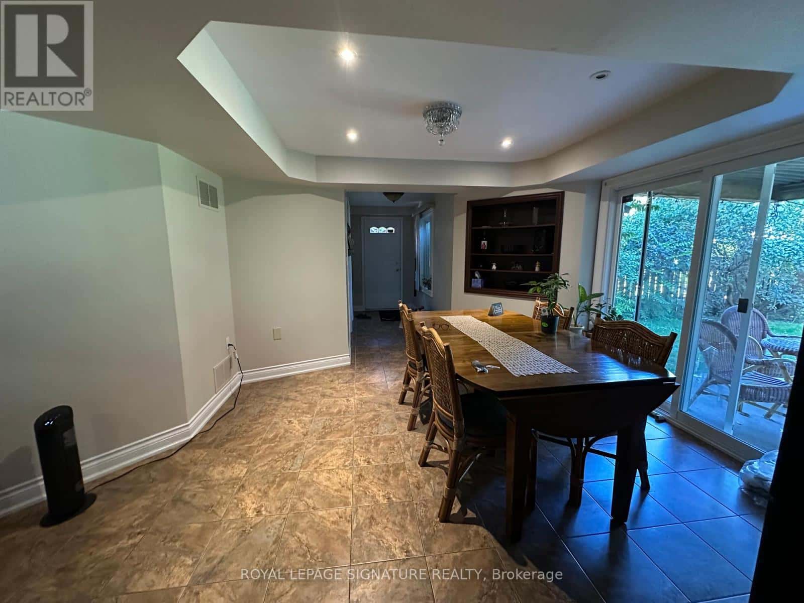 LOWER - 30 KNOLE HAVEN DRIVE — Aurora (Aurora Highlands), Ontario - Photo 5 of 17