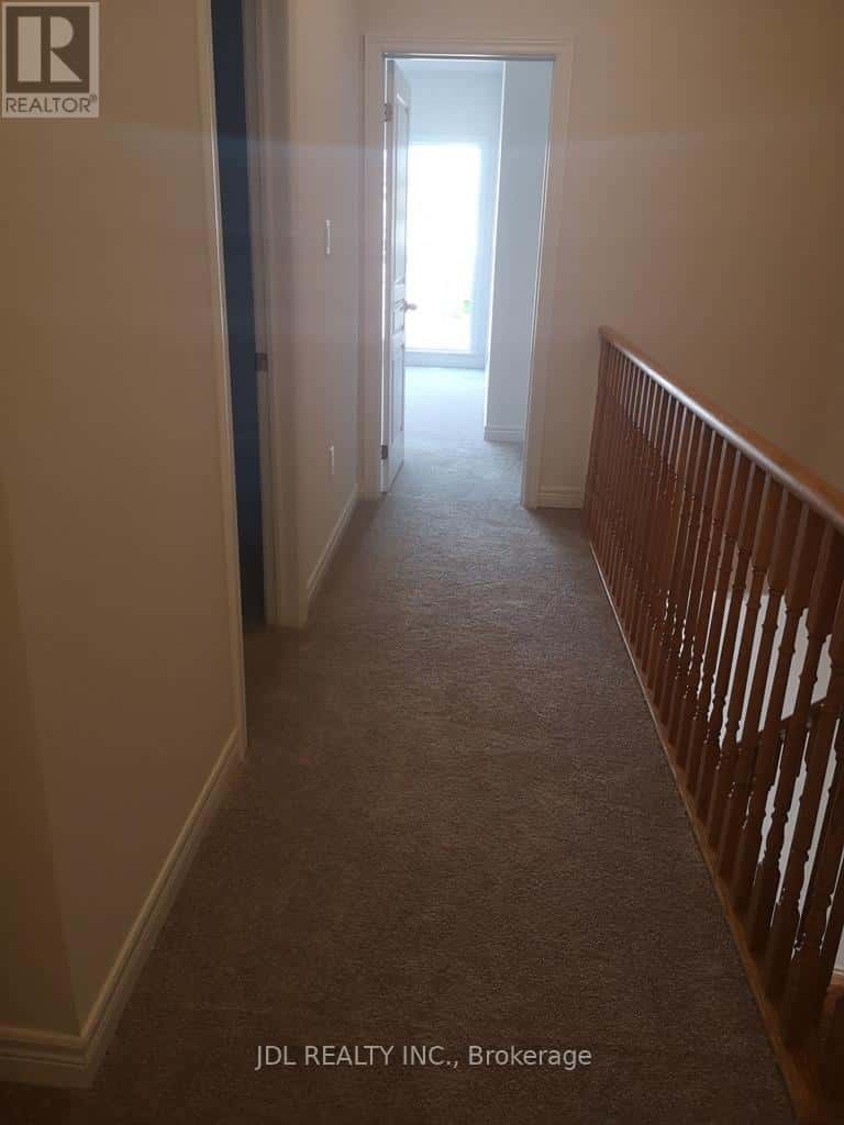 35 JAFFNA LANE — Markham (Berczy), Ontario - Photo 4 of 12