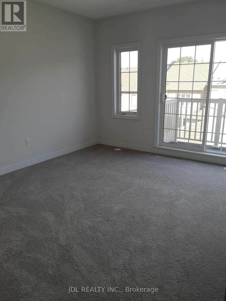 35 JAFFNA LANE — Markham (Berczy), Ontario - Photo 2 of 12