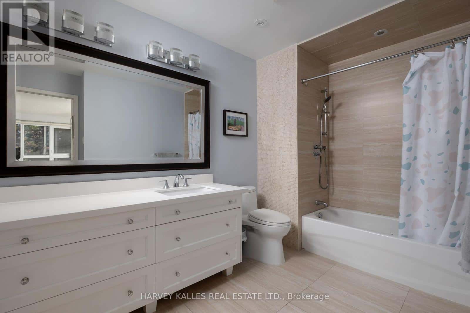 14 BEAUMONT PLACE — Vaughan (Uplands), Ontario - Photo 2 of 25