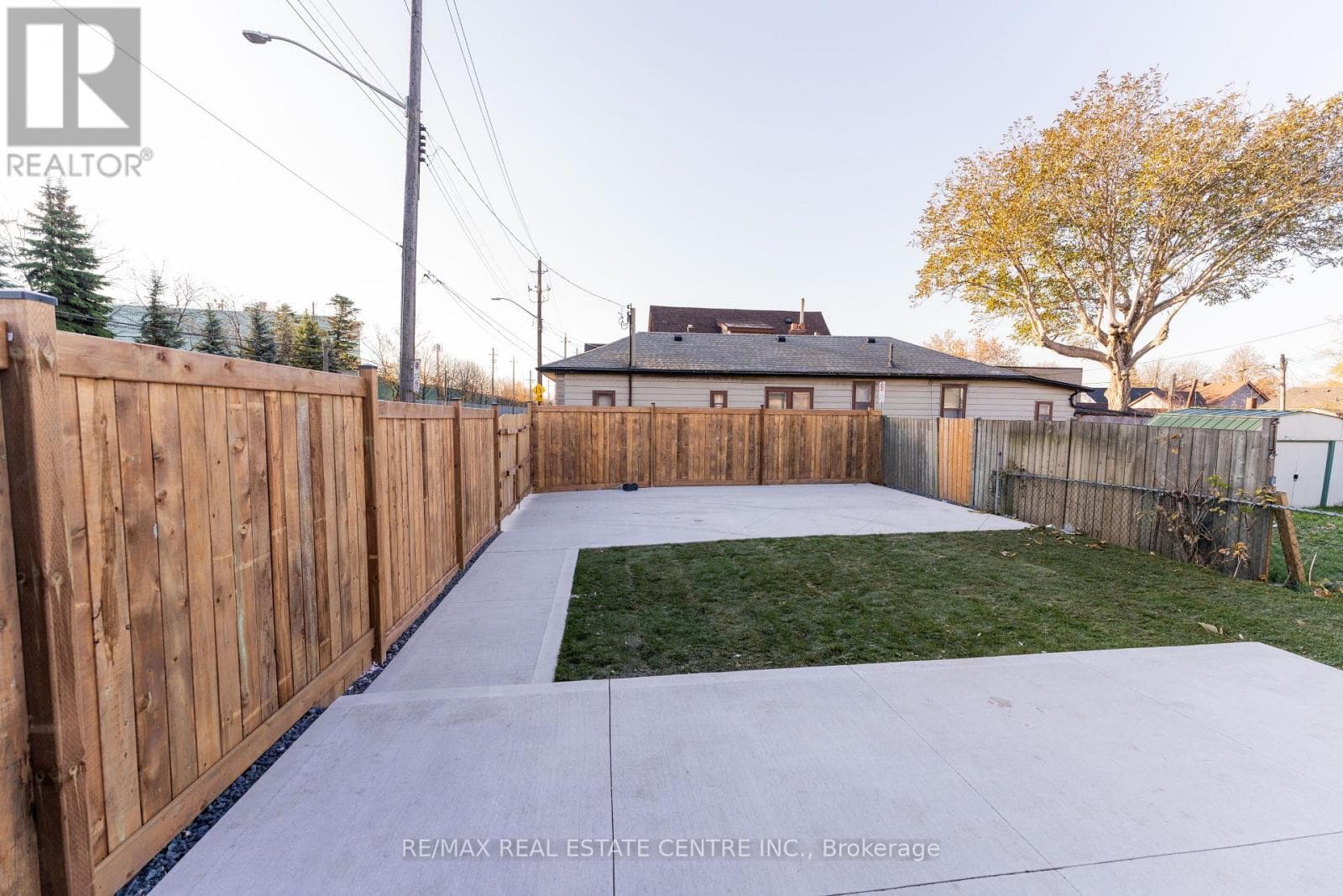 252 GRENFELL STREET — Hamilton (Industrial Sector), Ontario - Main photo