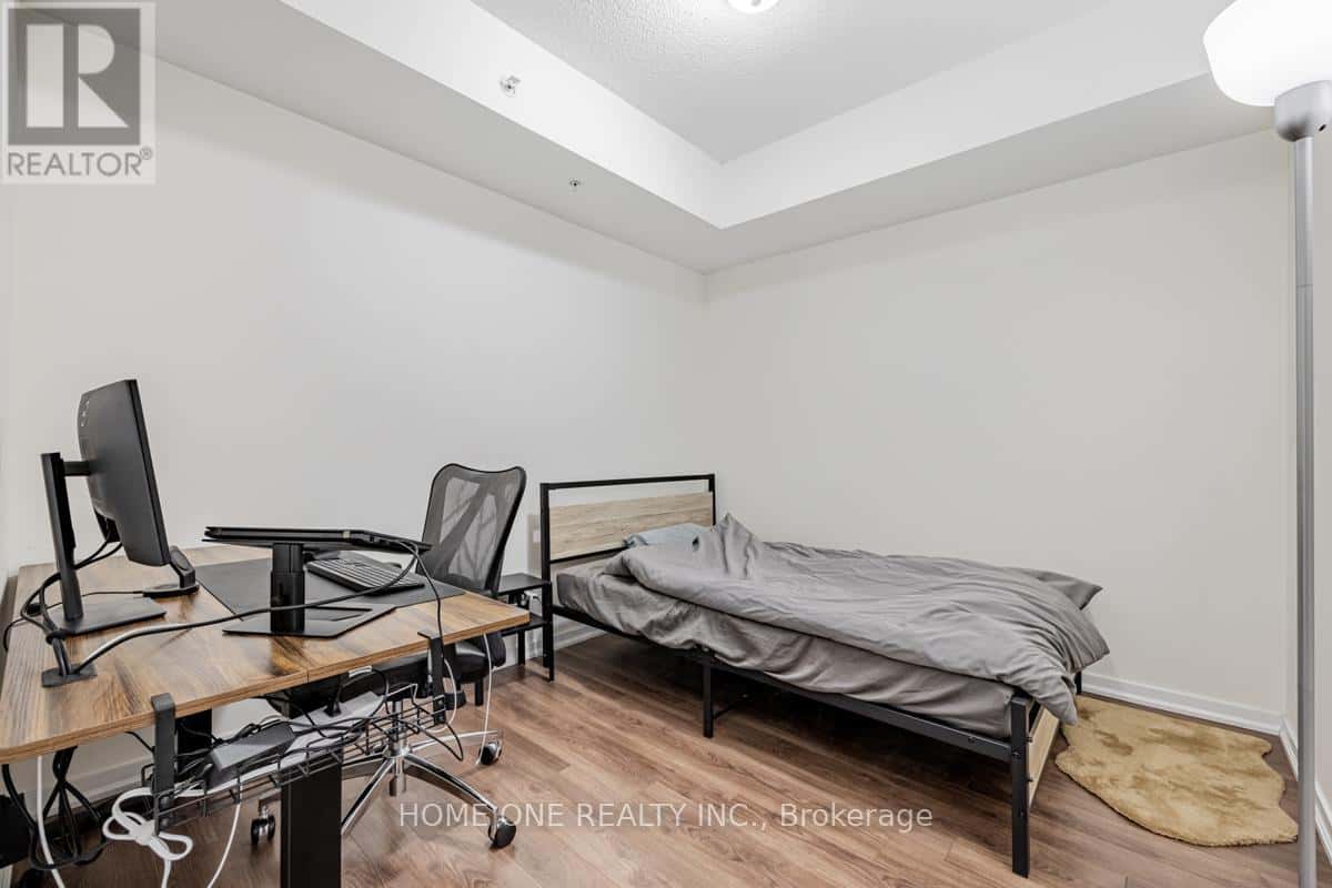 822 - 68 ABELL STREET — Toronto (Little Portugal), Ontario - Photo 4 of 26